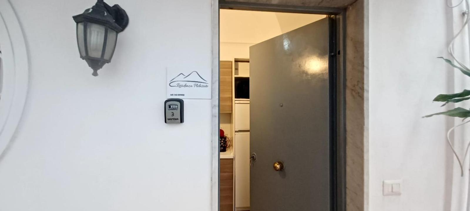 ナポリResidenza Plebliscitoアパートメント エクステリア 写真